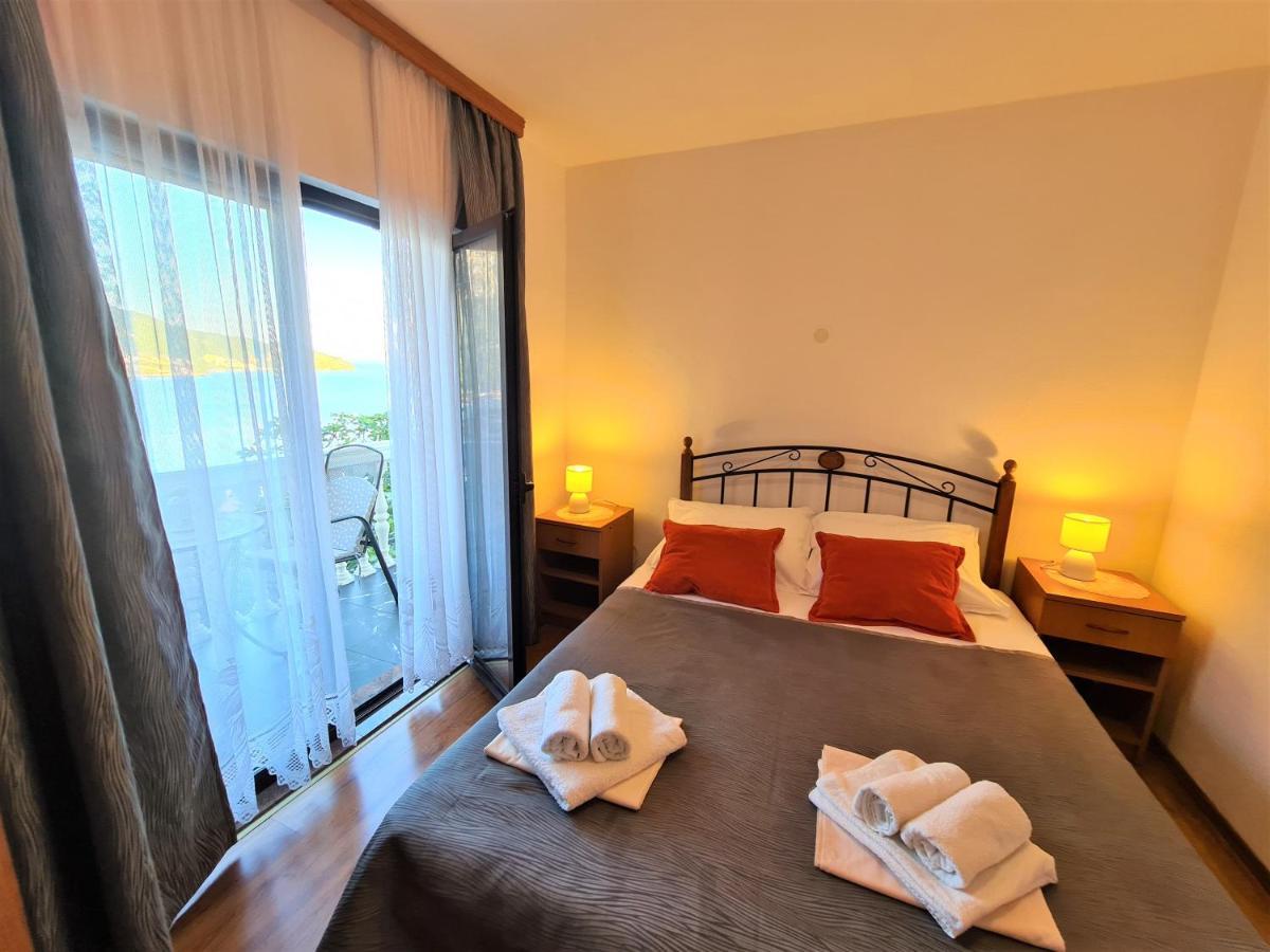 Cosic Apartmani Igrane Exterior photo